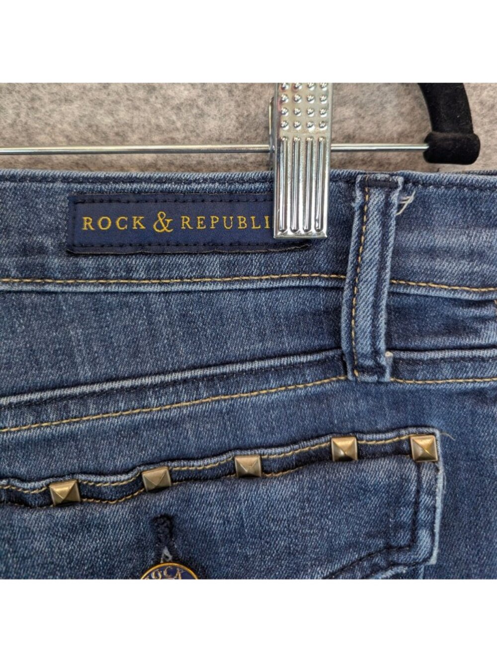 Rock & Republic Womens Size 12 Jeans Blue Denim Classic Fit Embellished Pockets - Picture 12 of 12